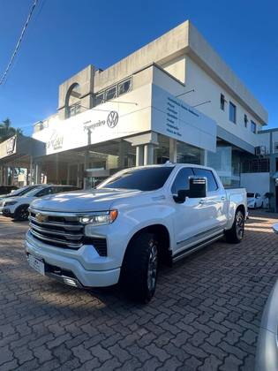 CHEVROLET SILVERADO 5.3 V8 GASOLINA 1500 HIGH COUNTRY 4X4 AUTOMÁTICO